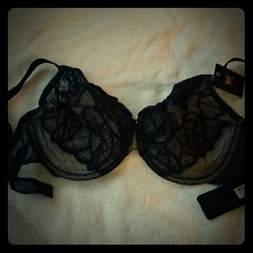 NWT - Wacoal Bra - 34DDD
